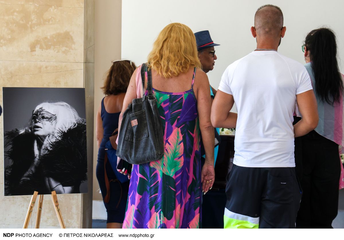 Κηδεία Πάολα Ρεβενιώτη