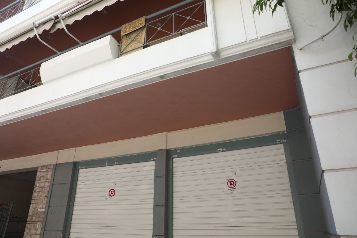 Ζευγάρι βρέθηκε νεκρό σε γκαράζ στον Πειραιά