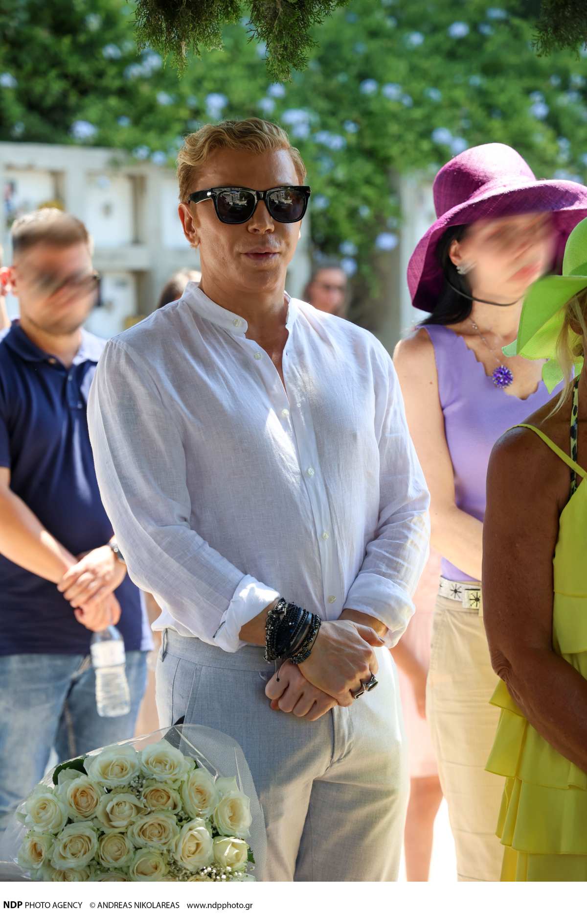Τάκης Ζαχαράτος