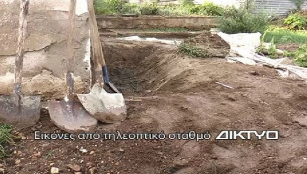 Βασίλης Μελενικλής- αυλή/τάφος