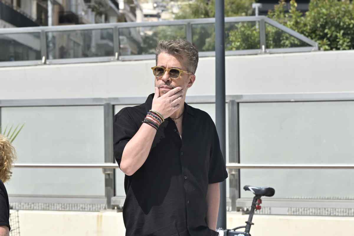 Κηδεία Κόκοτα: Πλήθος επωνύμων στο τελευταίο «αντίο» - Ποιοι έδωσαν το «παρών» (Φωτογραφίες)