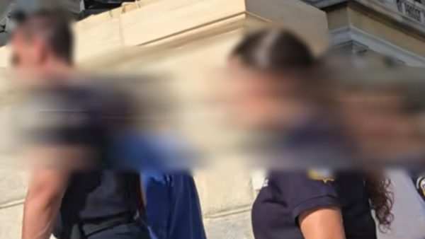 Ο εκβιαστής στη Μύκονο