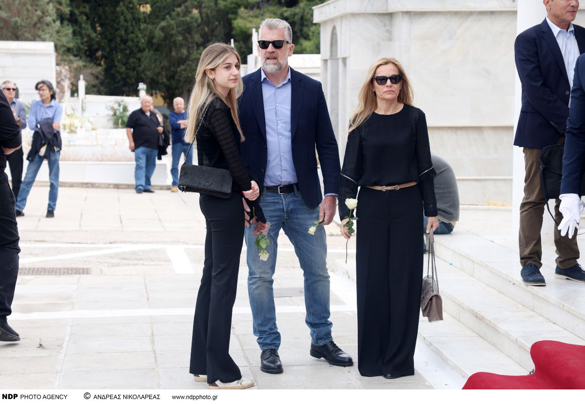 Δημήτρης με την οικογένειά του (γιος Άννας Παναγιωτοπούλου)