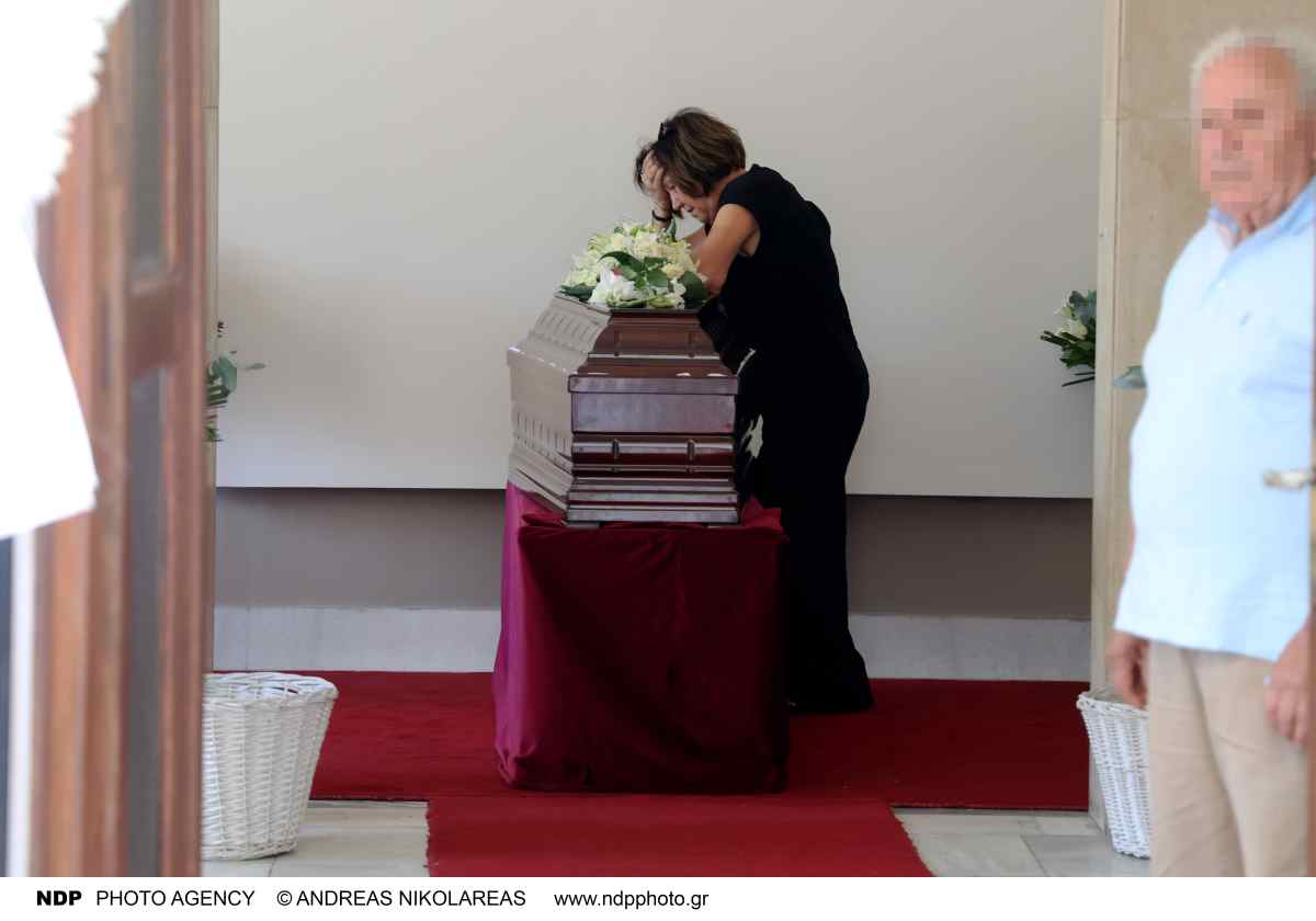 Κηδεία Καλογερόπουλου