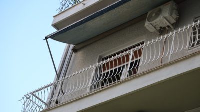 το διαμέρισμα που βρέθηκε το νεκρό βρέφος στην Κυψέλη
