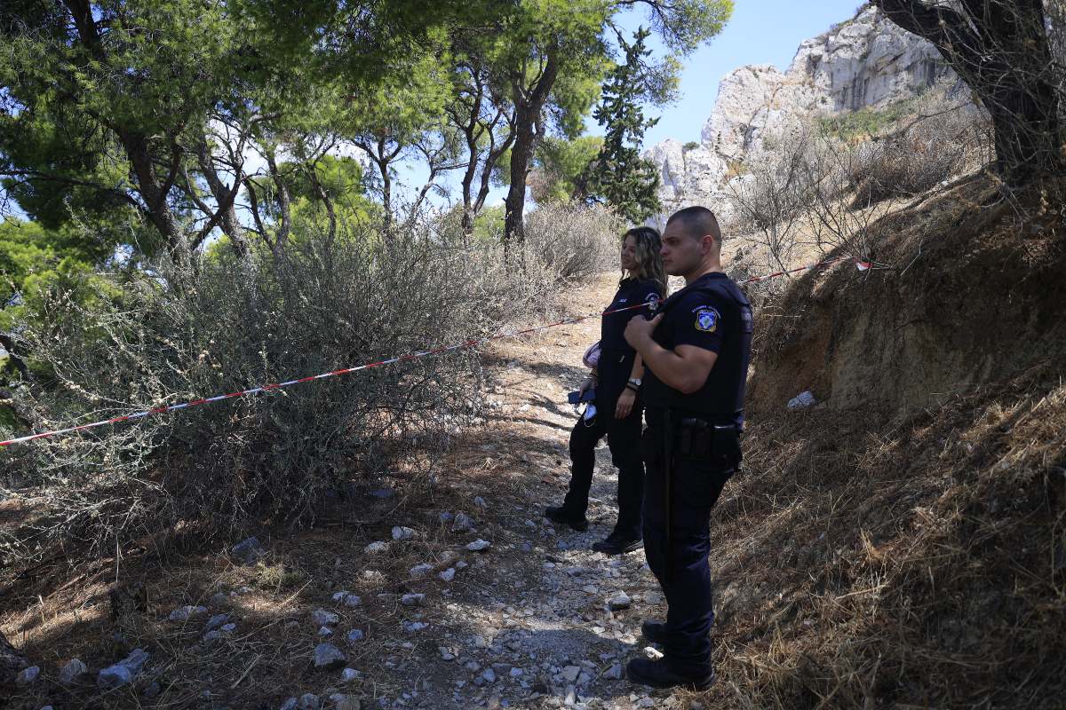 Συναγερμός στον Λυκαβηττό: Βρέθηκε σορός άνδρα σε προχωρημένο στάδιο αποσύνθεσης - Τι αναφέρουν οι πρώτες πληροφορίες