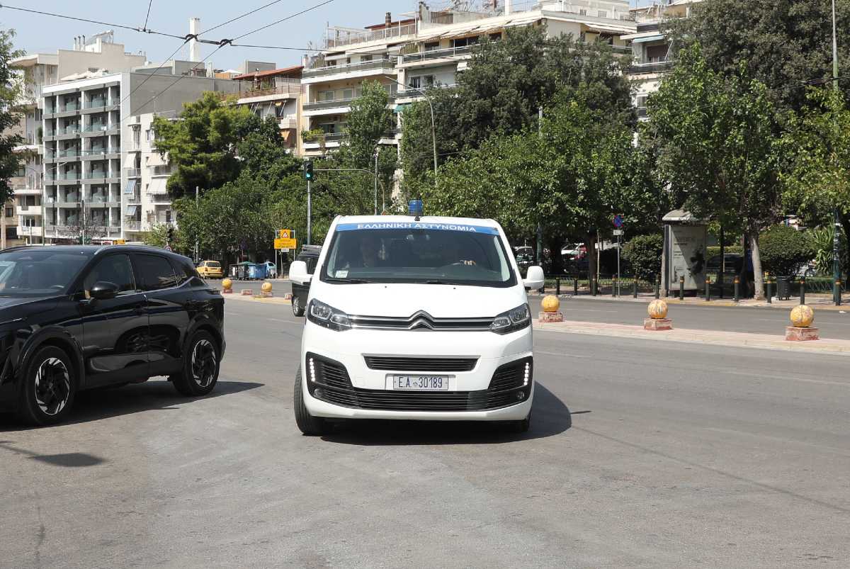 Η άφιξη του Άρη Μουγκοπέτρου στα δικαστήρια