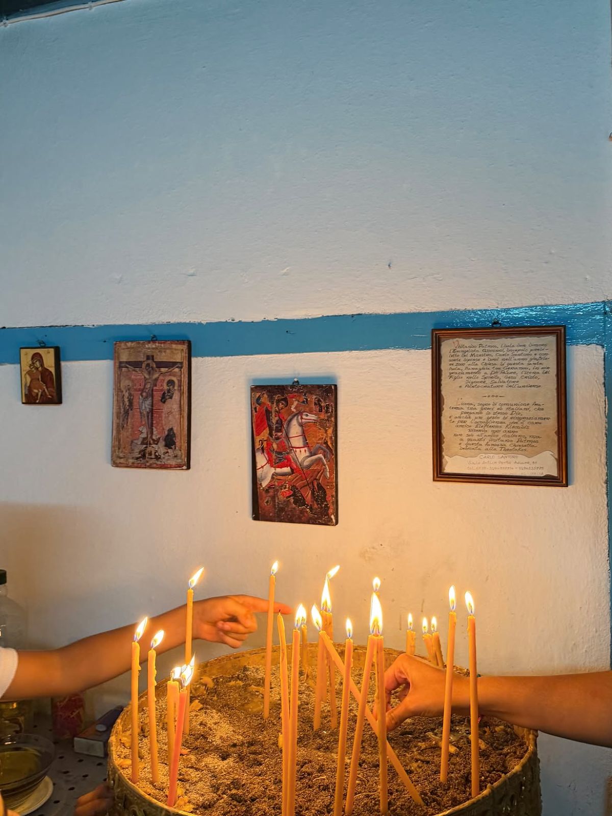 Χαμός με την Ηλιάνα Παπαγεωργίου σε πανηγύρι της Πάτμου - Οι τρελοί χοροί της, έγινε ένα με τον κόσμο(Βίντεο)