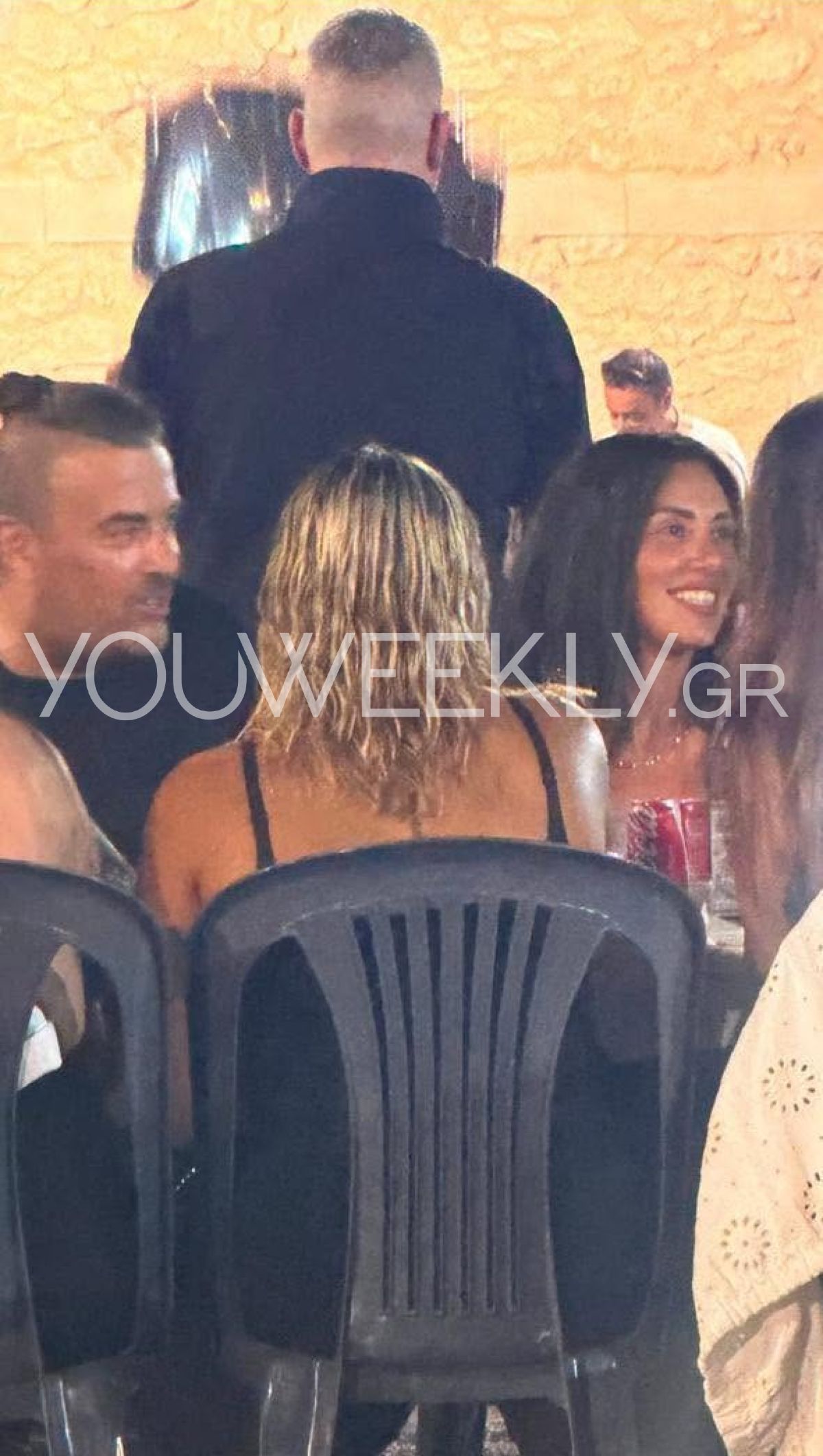 Σύντροφος Αϊβάζη