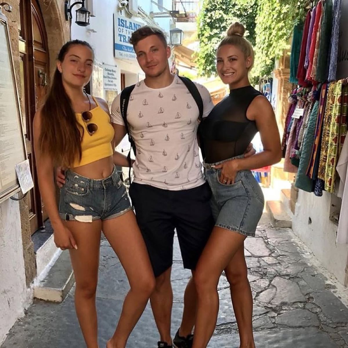 Αδέρφια Τούνη