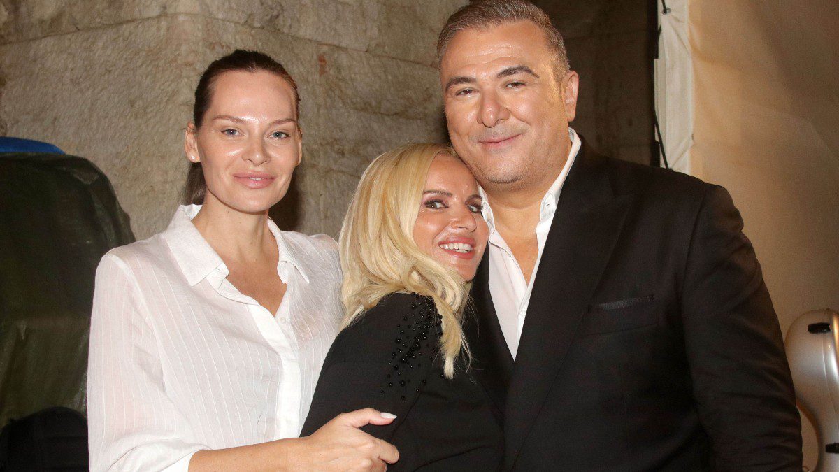 Υβόννη Μπόσνιακ, Μαρία Μπεκατώρου, Αντώνης Ρέμος