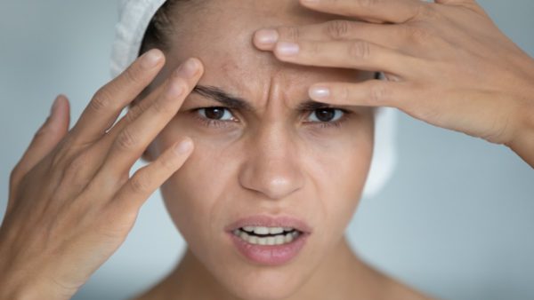 Γυναίκα κάνει botox