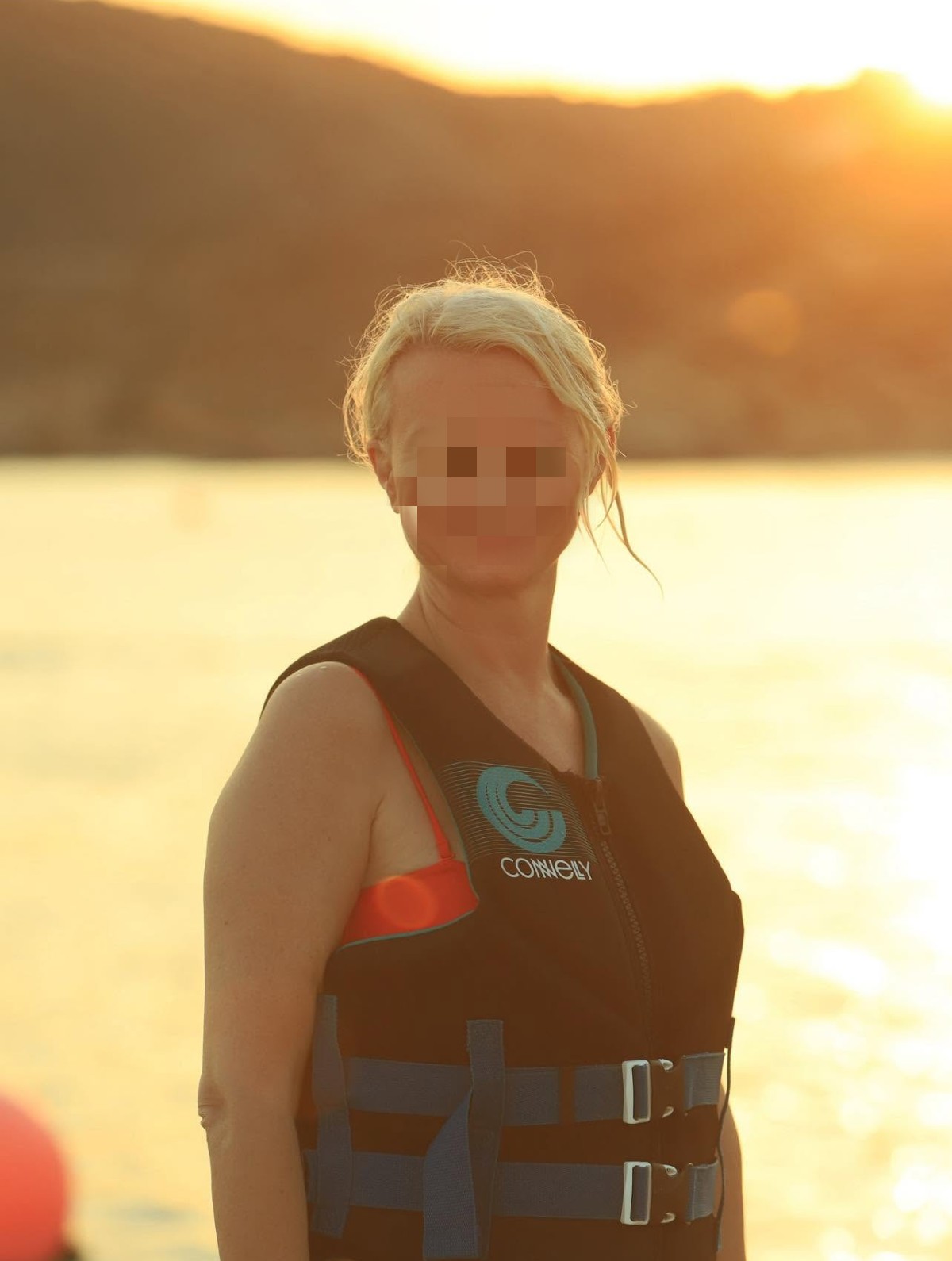 γιατρος κολωνακι