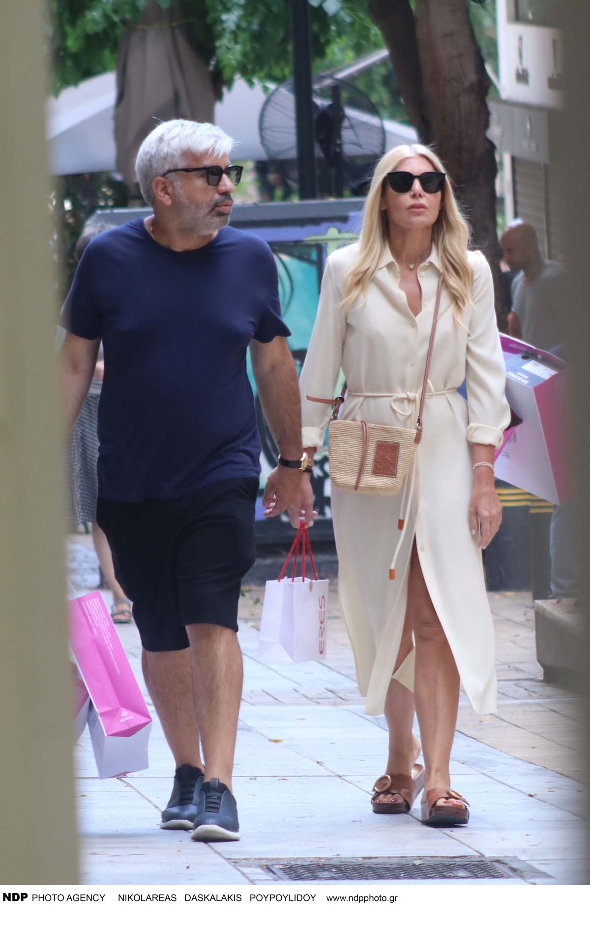 Επώνυμες Βάσια Λόη