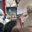 Πανικός σε πτήση από τη Ρόδο: Επιβάτες έκαναν εμετό στον αέρα, 3 στο νοσοκομείο - Φόβοι για νοροϊό